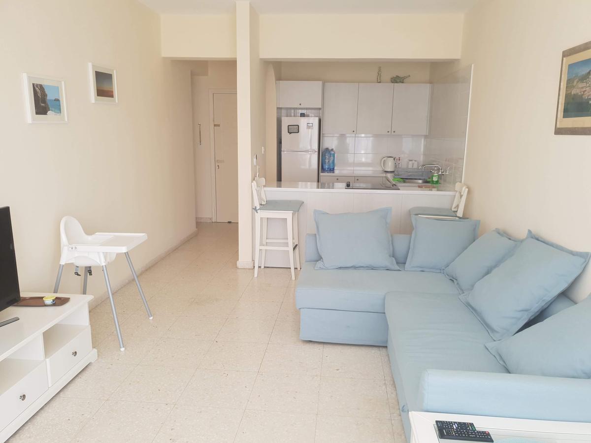 Modern Apartment In Pafos Near The Sea エクステリア 写真